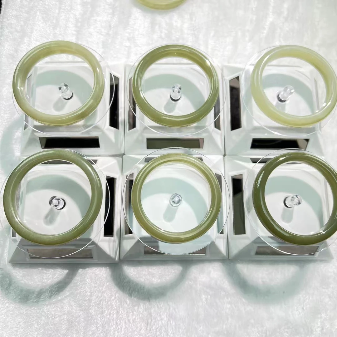 【和田玉晴水手镯】高端大气女士经典百搭手镯湖海绿多样性发其一