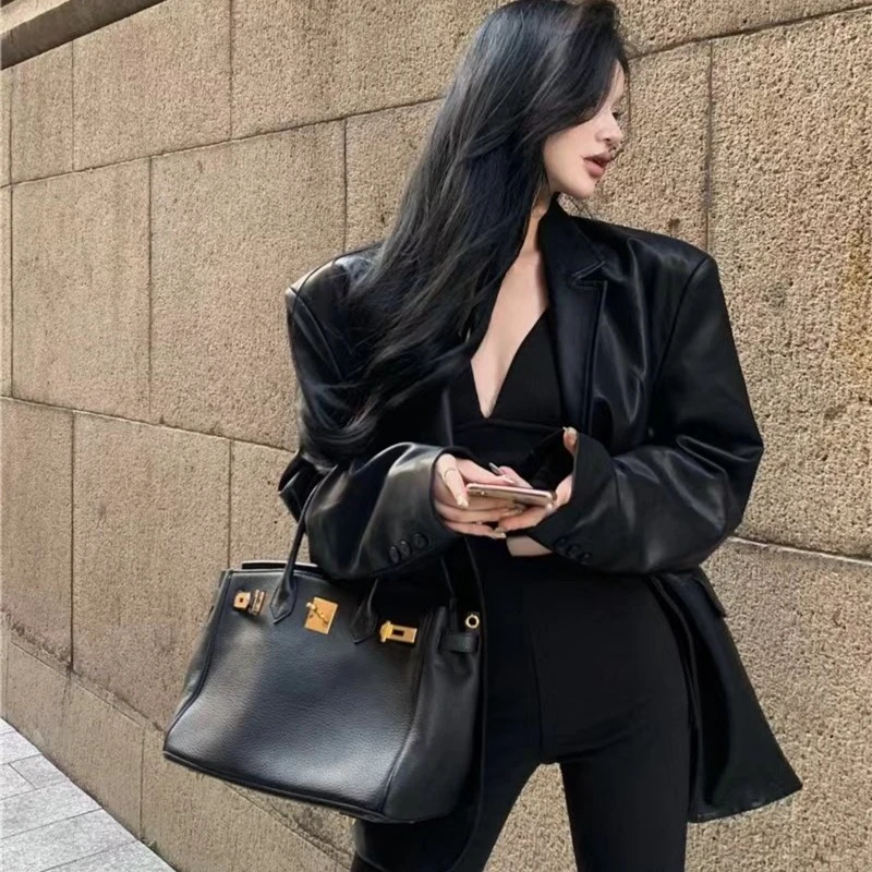 2025新款垫肩皮衣外套女