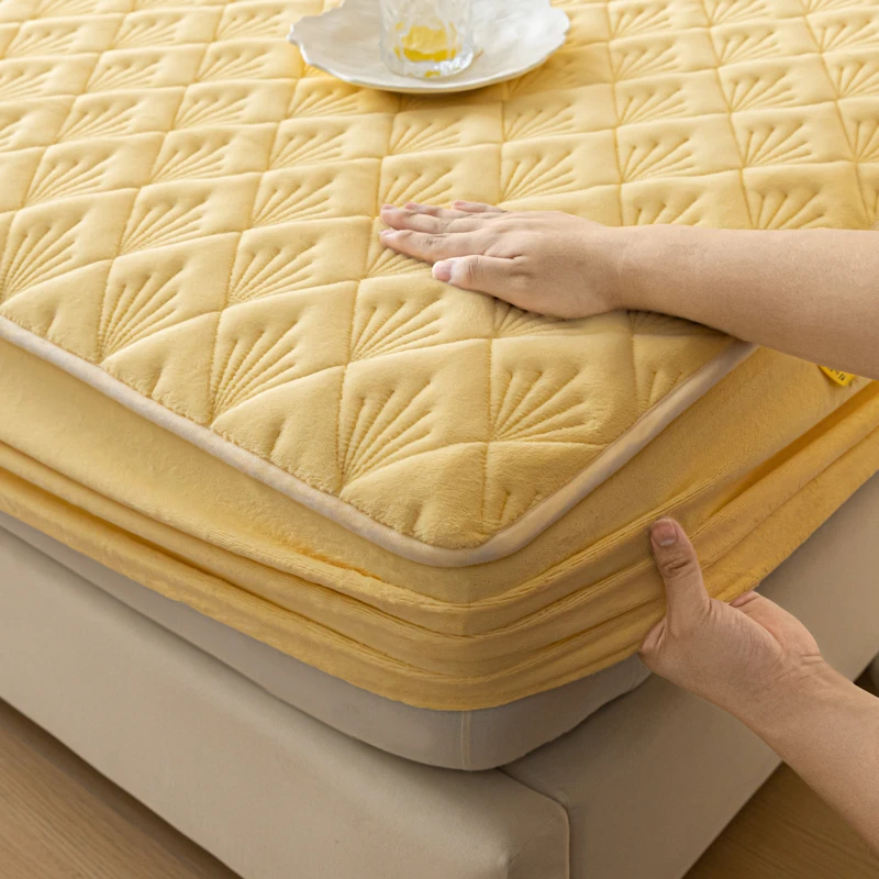 纯色加厚家用珊瑚绒床笠秋冬季2023新款牛奶绒榻榻米床单加绒床罩