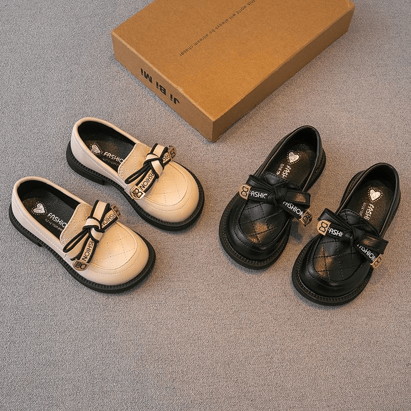 女童小皮鞋新款2023爆款儿童女孩英伦风公主鞋软底豆豆鞋宝宝单鞋