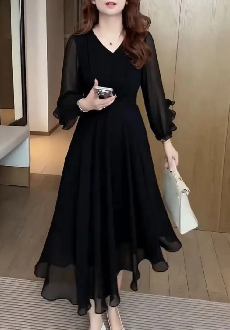 高级感气质名媛黑色连衣裙2024新款女早秋法式小黑裙时尚网纱裙子