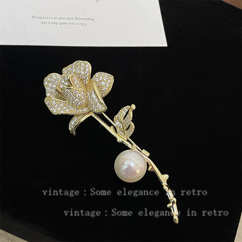 【拾柒推荐】ML100-高级感玫瑰花领针轻奢