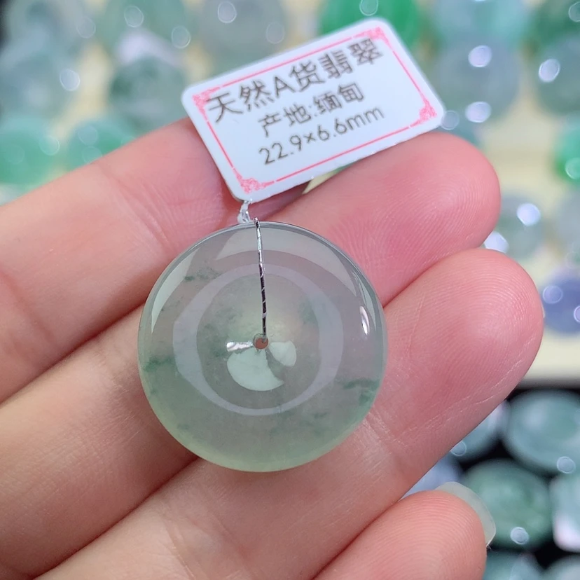 【闪购商品】翡翠吊坠(不含链)未镶嵌