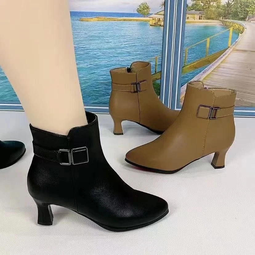 春冬新款加绒女士短靴皮鞋女尖头气质侧拉链软皮时尚百搭高跟鞋女