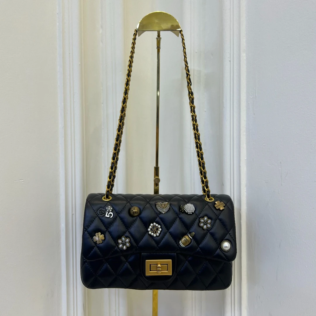 时尚轻奢33X18黑色经典单肩斜挎女包