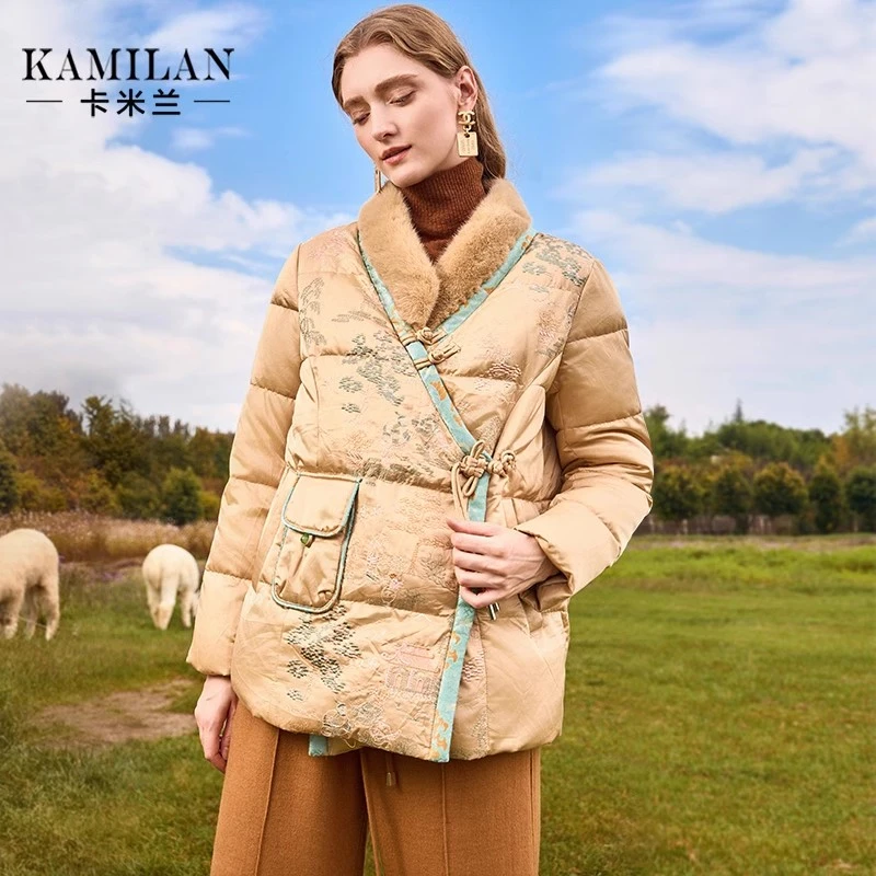 卡米兰新中式水貂毛领拼接白鹅绒羽绒服女2024冬季新款绣花鹅绒服