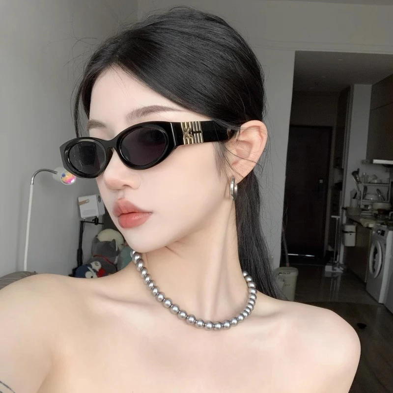 欧美复古猫眼太阳镜女高级感2024新款百搭韩版方圆脸显瘦防晒拍照