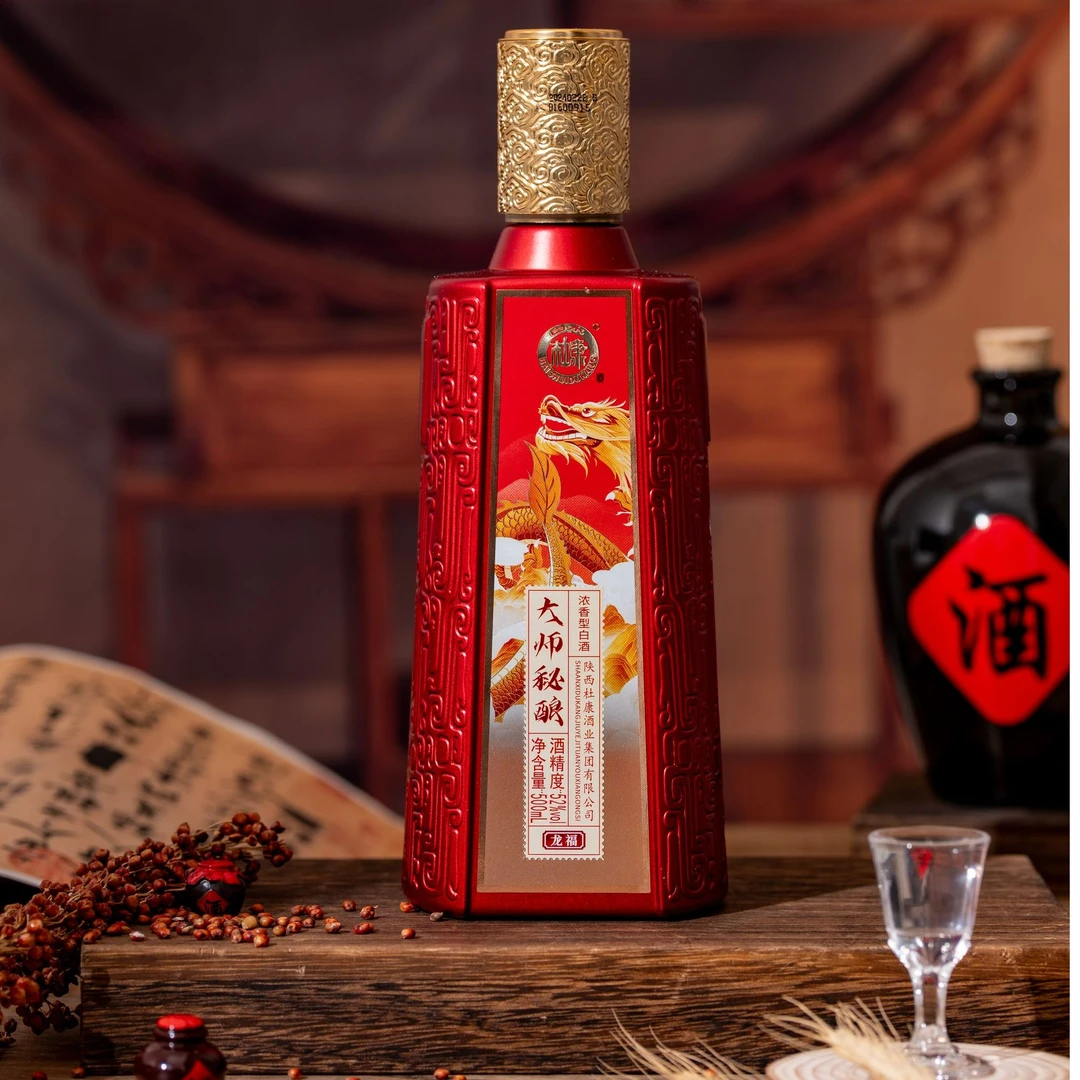 白水杜康白水杜康大师秘酿酒龙福（红）500ml*252度500