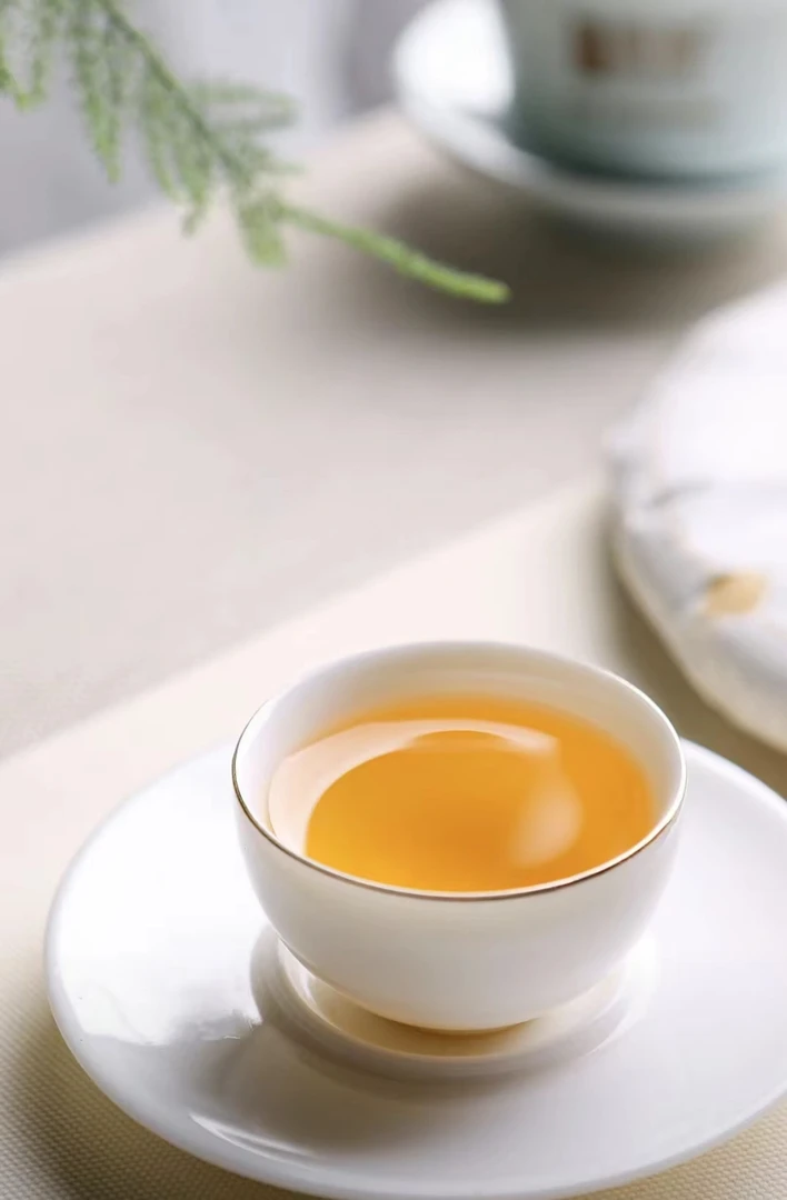 【2021年白棉曼松王子山357g饼】 马拉菲尔厂 普洱茶