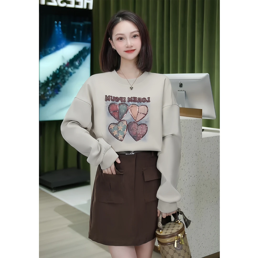 Etam/艾格2024早秋新款[四个爱心]休闲潮流重工百搭圆领时尚卫衣