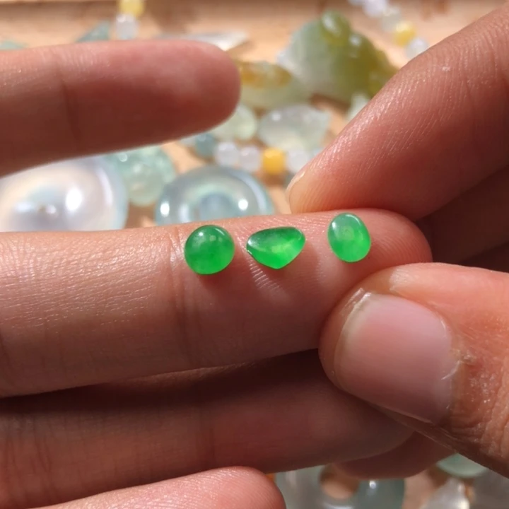 定制翡翠未镶嵌亿****藏