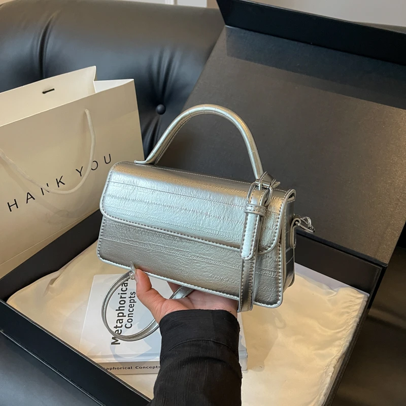 包包女2024新款时尚复古单肩斜挎腋下手提包百搭气质高级感小方包