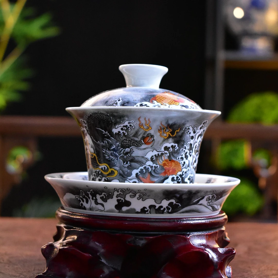 景德镇茶具墨彩鱼化龙马蹄形三才盖碗仿古泥釉上彩高档青花瓷器