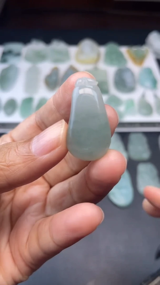 【闪购商品】定制翡翠未镶嵌瓜