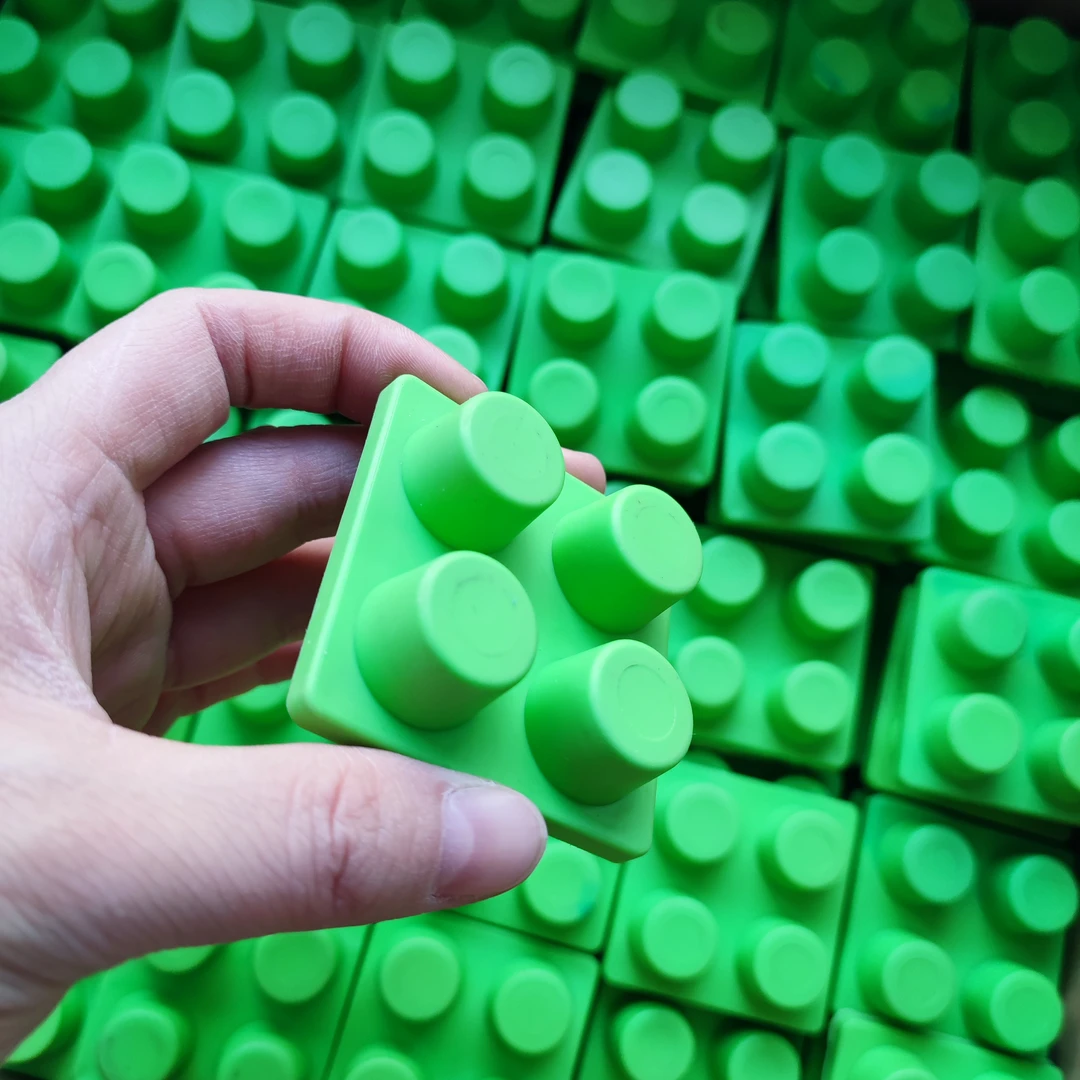 运动木地板橡胶减震垫弹性垫木地板找平垫块羽毛球地垫找平胶垫