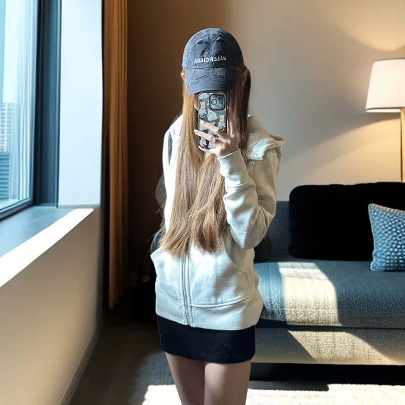 爆款修身外套女显瘦慵懒风连帽百搭休闲卫衣长袖外套2024秋冬新款