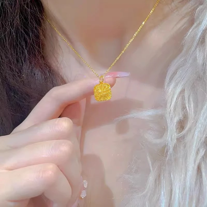 铜合金项链 精致爆闪花丝小方糖吊坠0字项链轻奢送女友礼物
