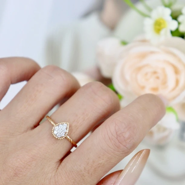 【念慈高定】18K水滴排戒麻花戒壁气质时尚精致戒指