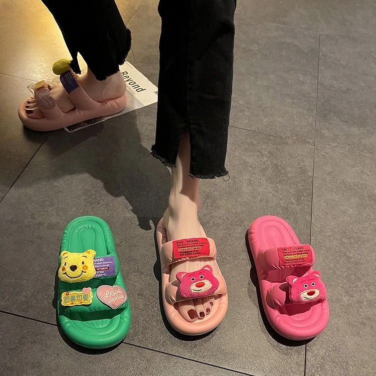 草莓熊拖鞋女外穿韩版ins春夏季新款网红爆款防滑一字拖凉鞋百搭