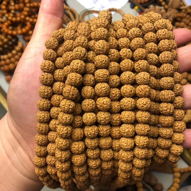 跳跳龙9mm金刚菩提手串印尼小金刚菩提籽爆肉圆桩脖挂108