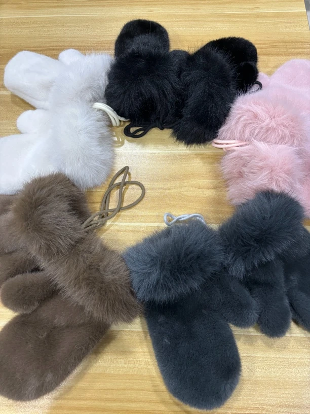 欧貂毛毛 手套 冬季必备保暖神器