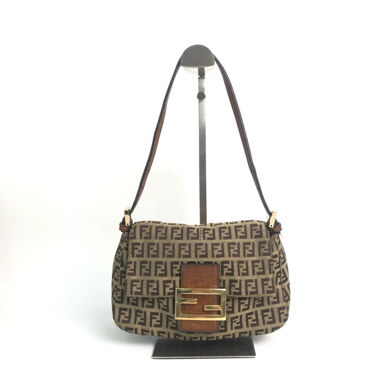 95新 FENDI/芬迪 安洁利严选芬迪fendi帆布腋下包/ WH406207