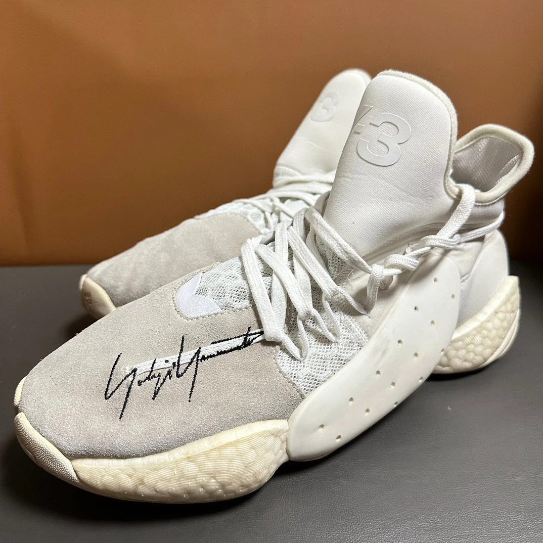 篮球鞋 9新 adidas Y3 白色 42.5码 偏小 41-42码 O1616