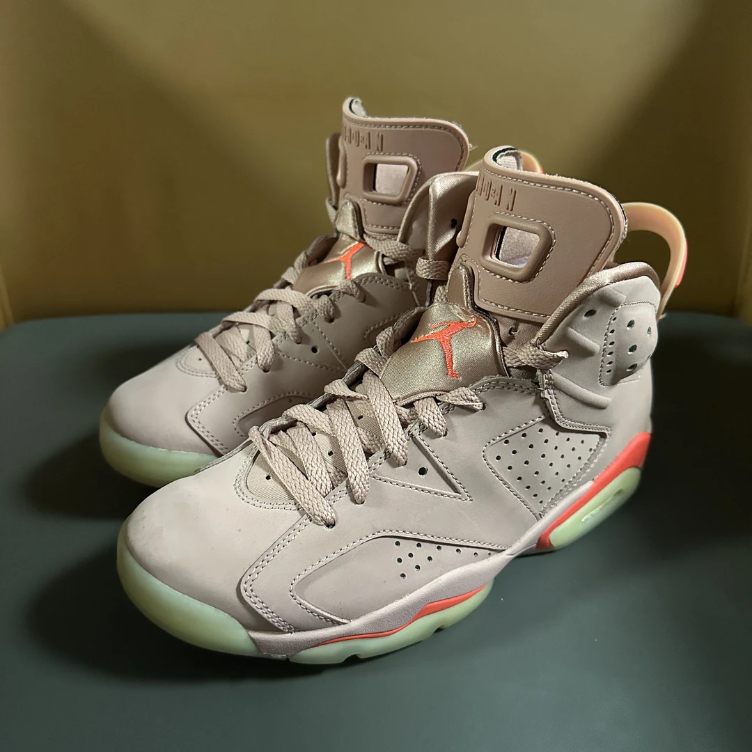 39码 休闲鞋 95新 AJ6脏粉 原盒 鞋底氧化 J2804