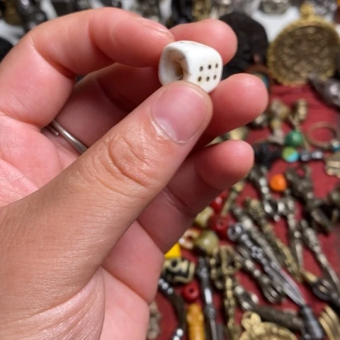 泥塑麒*小元素，品相完美