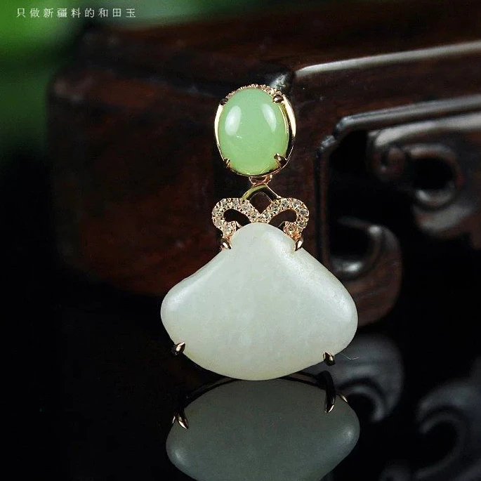 新疆和田玉原石镶金挂件 原皮原色 无修型 18k金镶嵌 4克