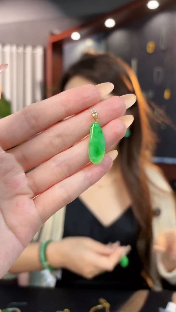 【闪购商品】翡翠颈饰18K金镶嵌缅料A货/支持复检/一件