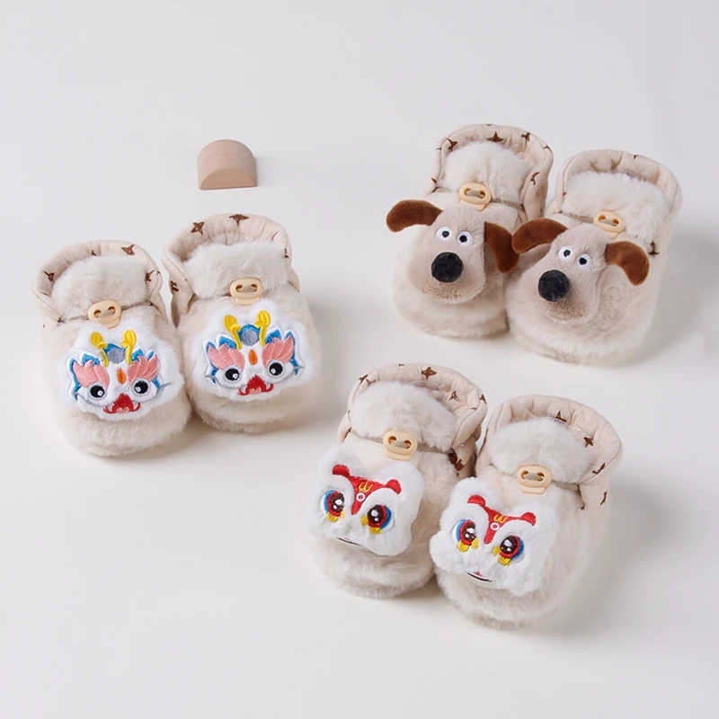 宝宝软底加绒袜套新生儿鞋子冬季步前鞋冬季保暖婴儿护脚袜子不掉