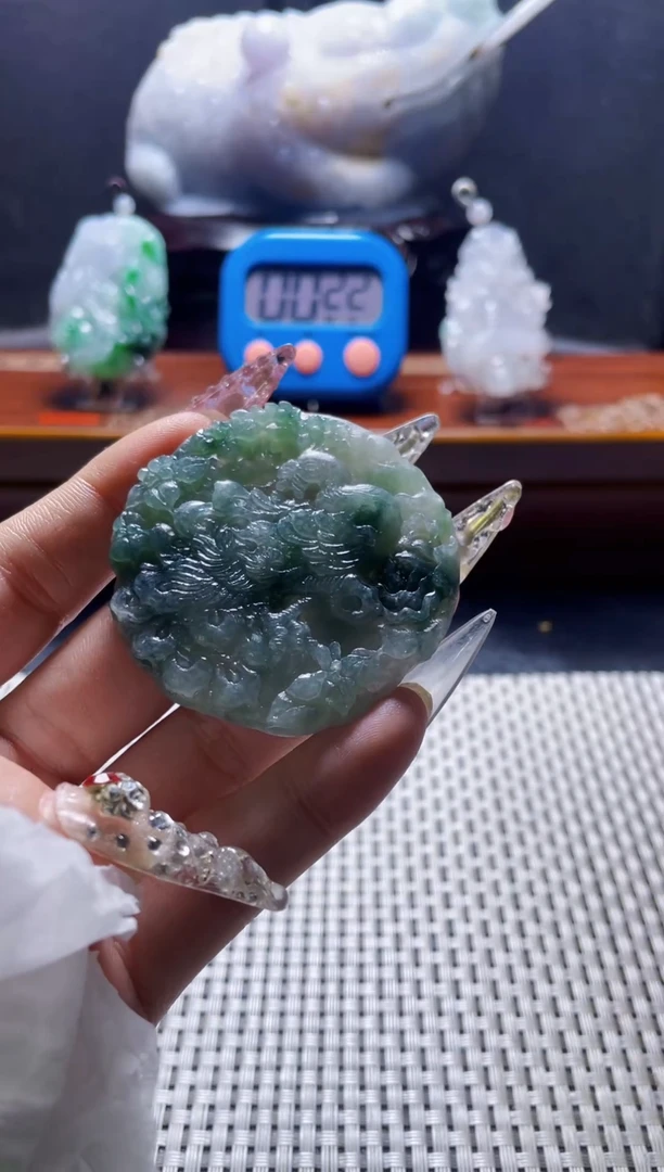 【闪购商品】定制翡翠未镶嵌挂件