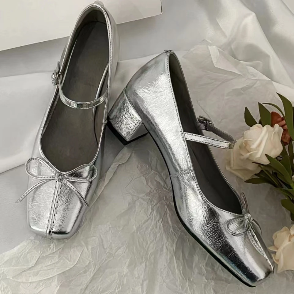 新款春夏季时尚女鞋（下单备注编码）气质百搭浅口尖头中跟女鞋银色