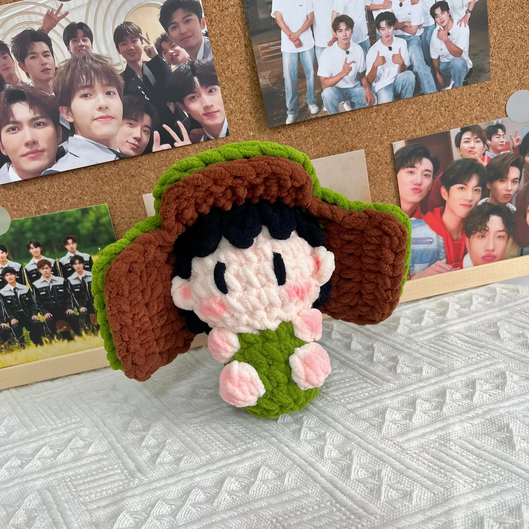 钩织陈少熙十个勤天种地吧少年创意军大衣可爱玩偶挂件成品