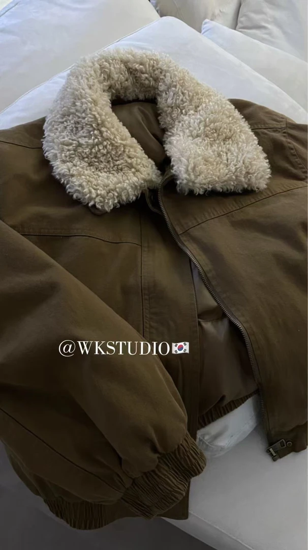 小翻领 里面羽绒的夹克工装外套