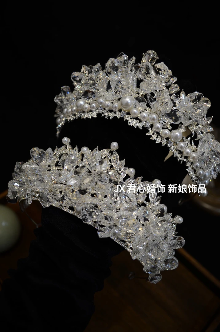 君心家 实用百搭水晶皇冠原版大叶水晶饱满新娘饰品1113