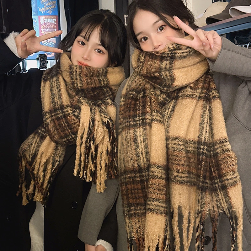 美拉德围巾女冬季网红款百搭秋冬保暖韩系学生情侣格子加厚围脖