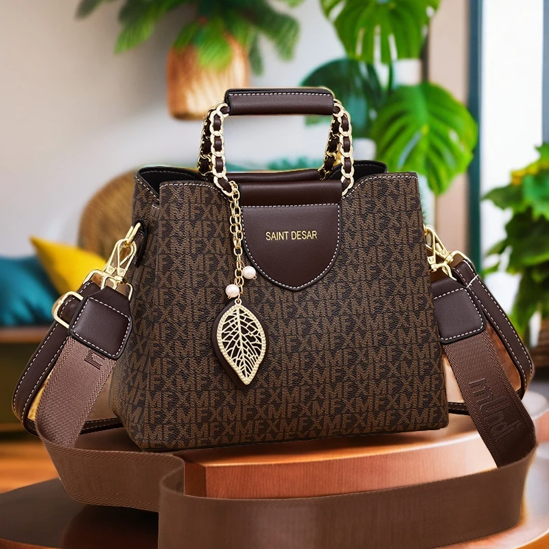 2024新款流行质感小包包女洋气单肩小方包网红百搭时尚气质斜挎包