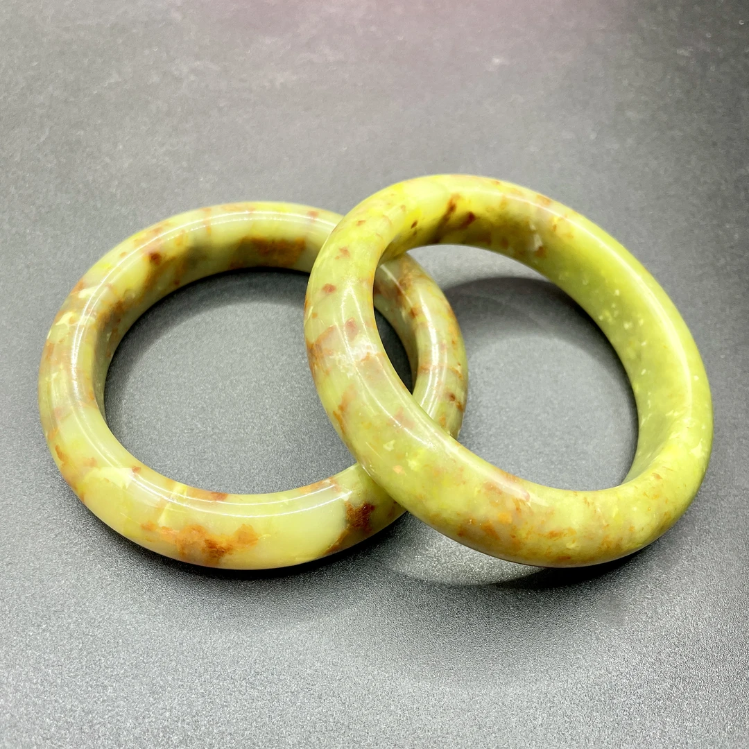 天然玉石 正品收藏红花玉宽版精美时尚百搭手镯（多样性发货）Y105