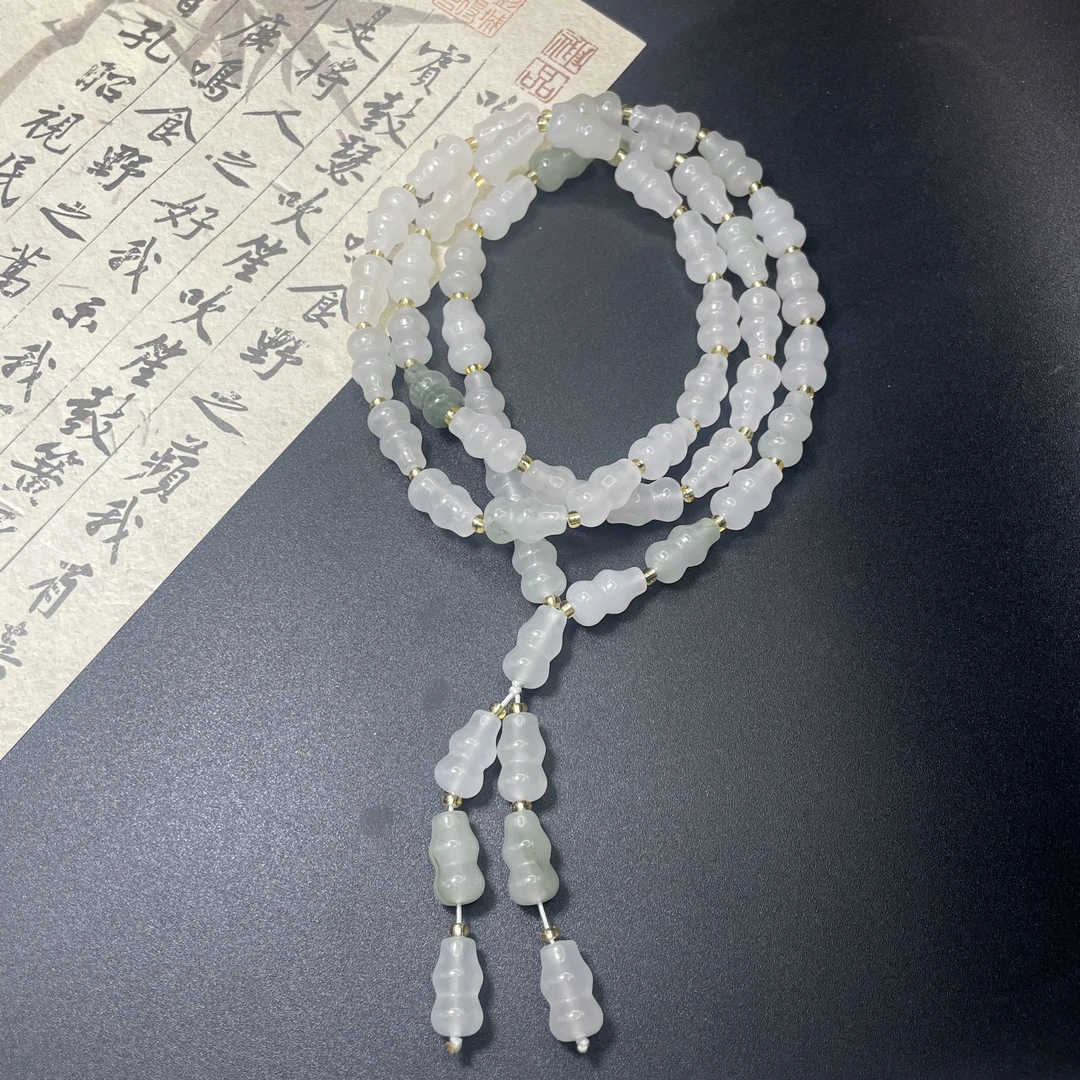 天然玉石 新疆天山冰飘花葫芦毛衣链（多样性发货）T122