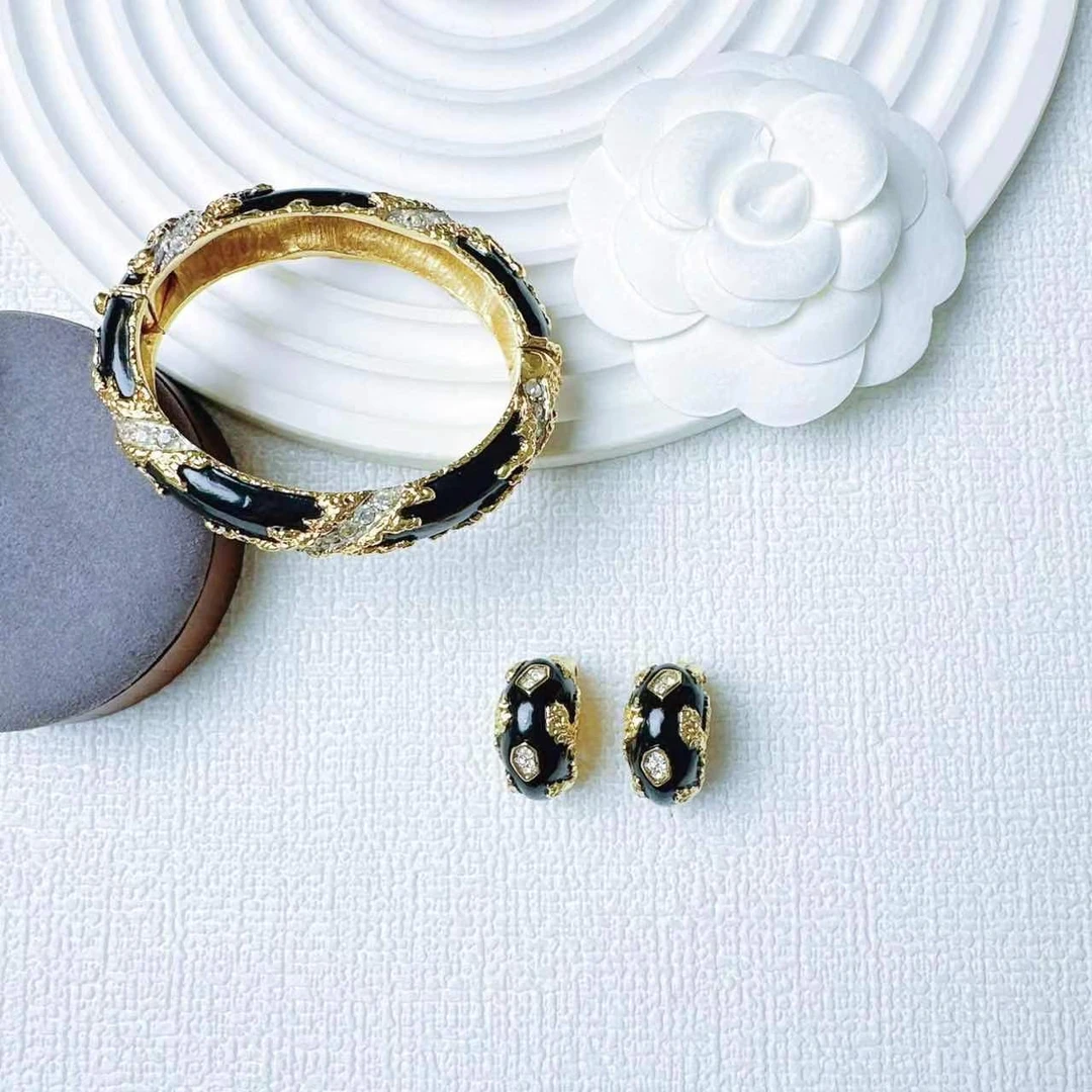 合金手链 铜合金JOMAZE中古黑金手镯耳夹套装XP