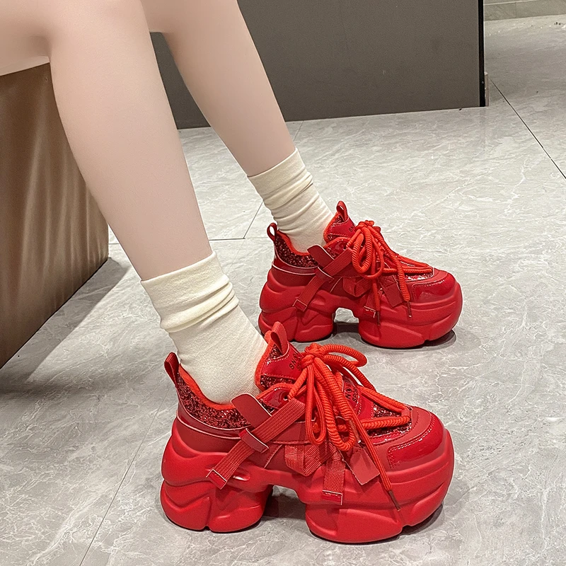 真皮老爹鞋女ins潮2025新款秋冬小个子百搭厚底红色运动休闲婚鞋