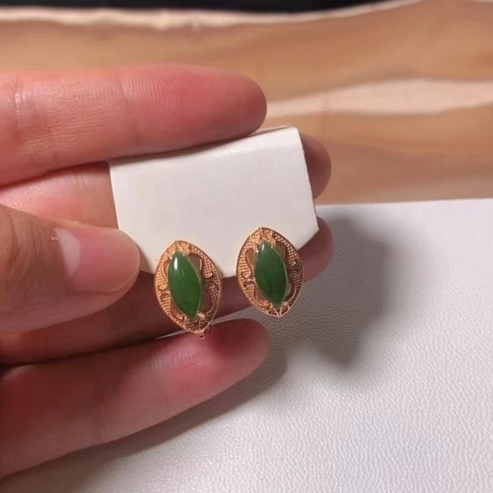 天然和田碧玉马眼耳扣s925银镶嵌