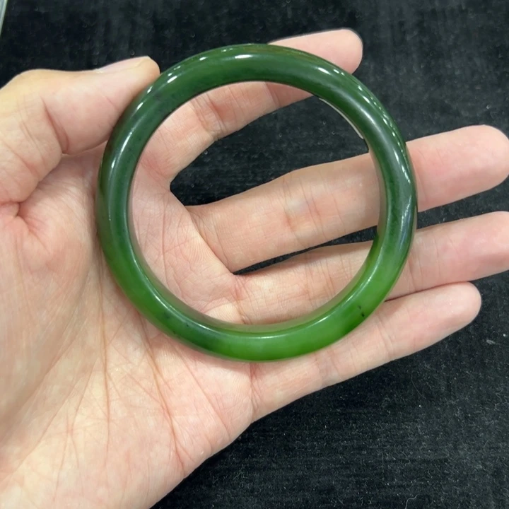 和田玉手镯未镶嵌内径58.6