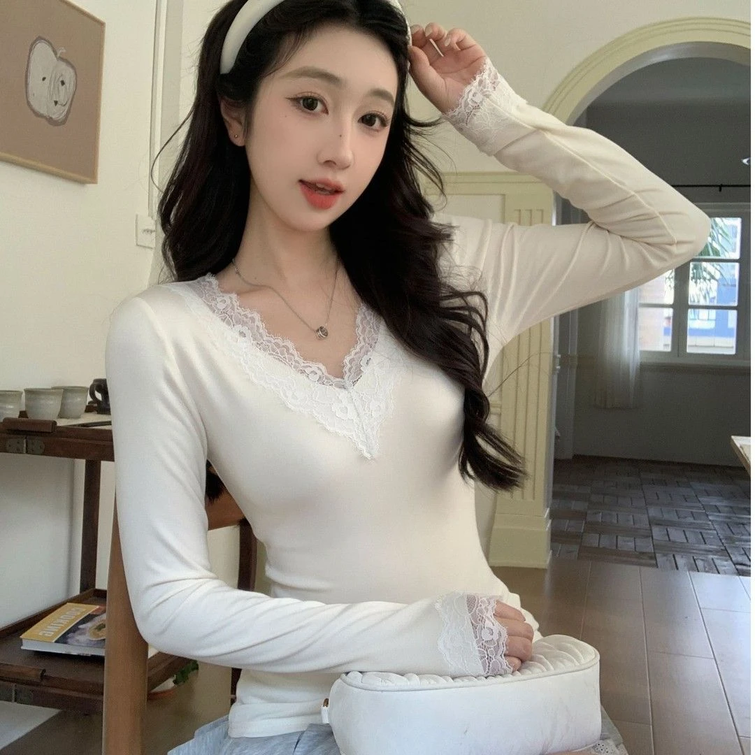 秋冬新款蕾丝打底衫女保暖内搭长袖t恤加薄绒纯欲性感V领打底上衣