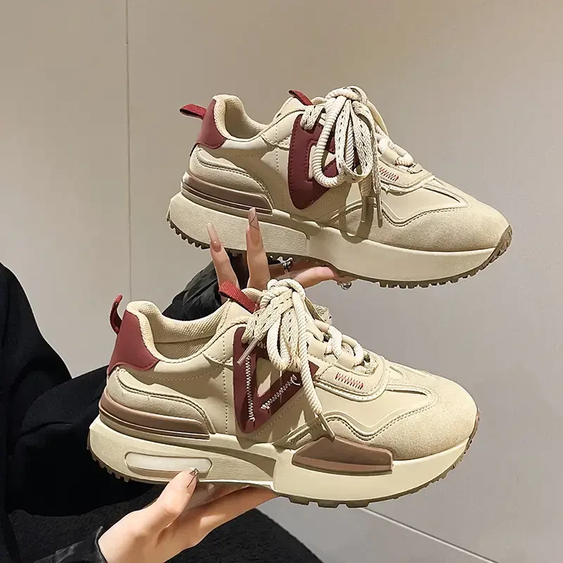 2023秋冬新款爆款阿甘鞋女厚底百搭小众ins潮运动老爹鞋显脚小