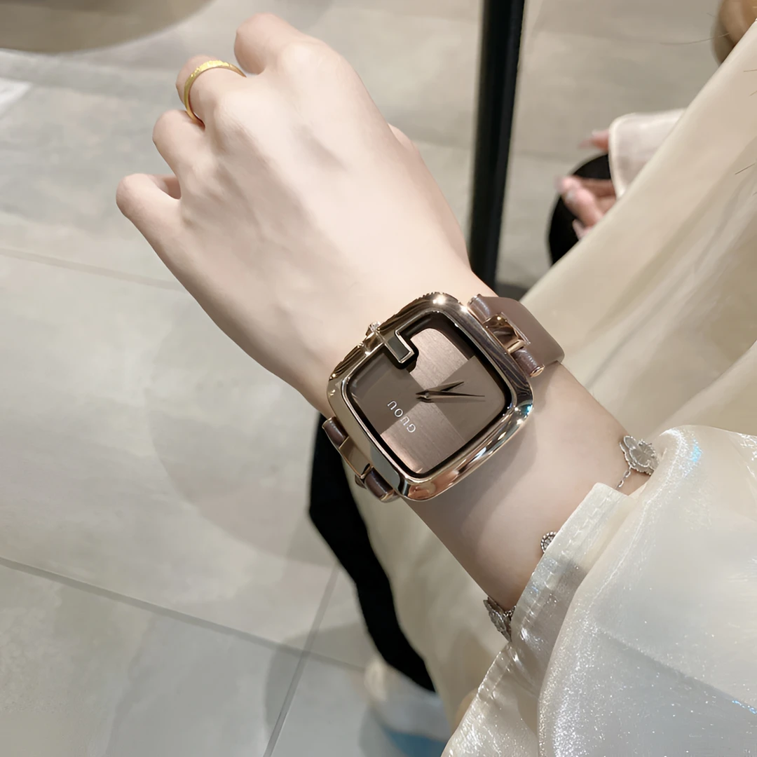 复古意境精致小众女表经典简约小香风手表方盘腕表休闲时尚防水