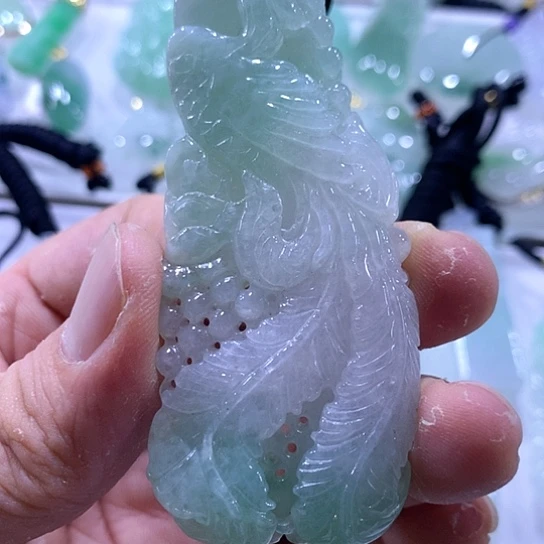 翡翠颈饰未镶嵌天然翡翠A货吊坠