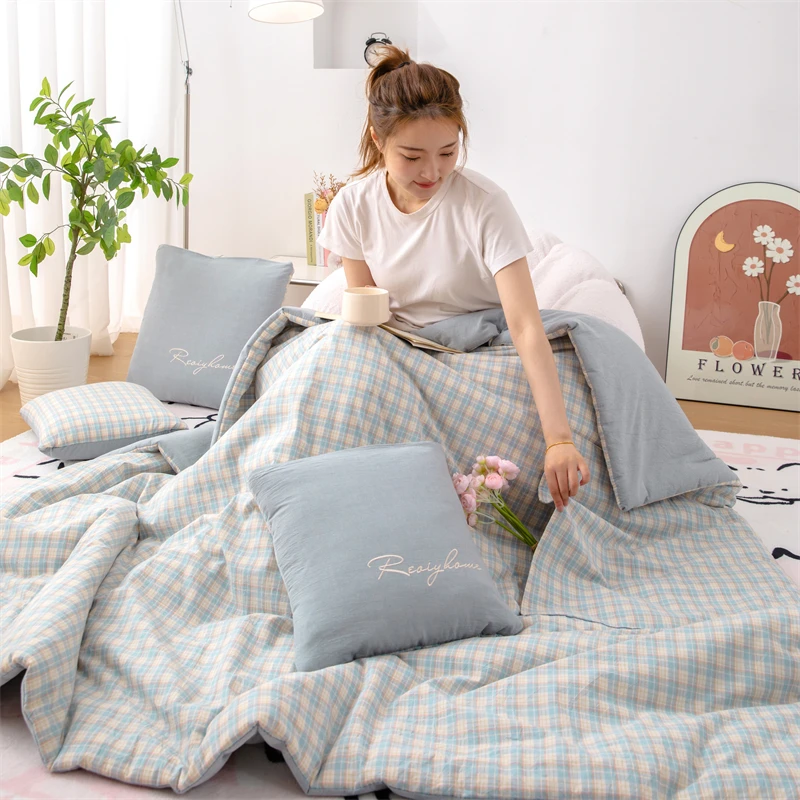 全棉抱枕被子两用单人简约汽车沙发靠枕午睡毯子多功能可折叠